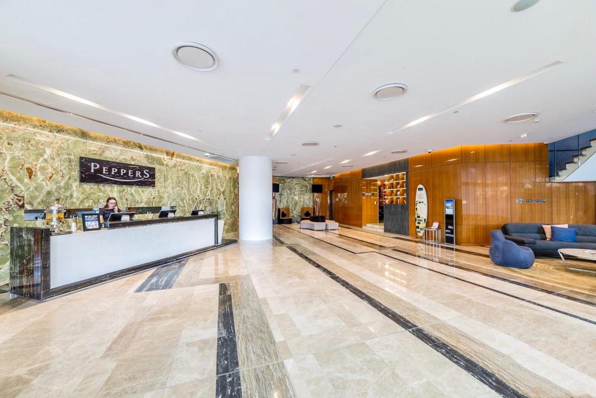 Luxury S Casino Residences Broadbeach - Holiday Paradise Голд-Кост Номер фото