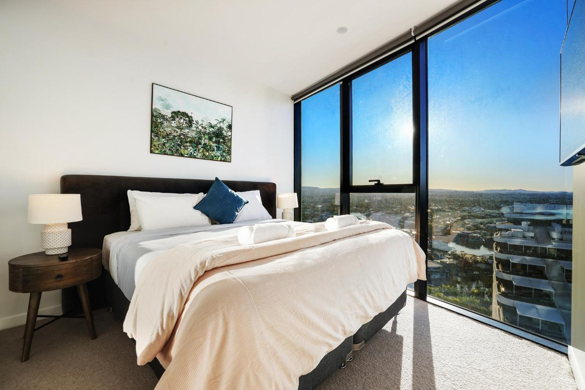 Luxury S Casino Residences Broadbeach - Holiday Paradise Голд-Кост Номер фото
