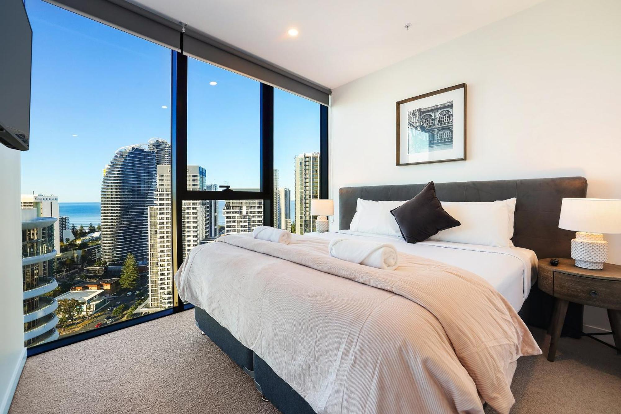 Luxury S Casino Residences Broadbeach - Holiday Paradise Голд-Кост Номер фото