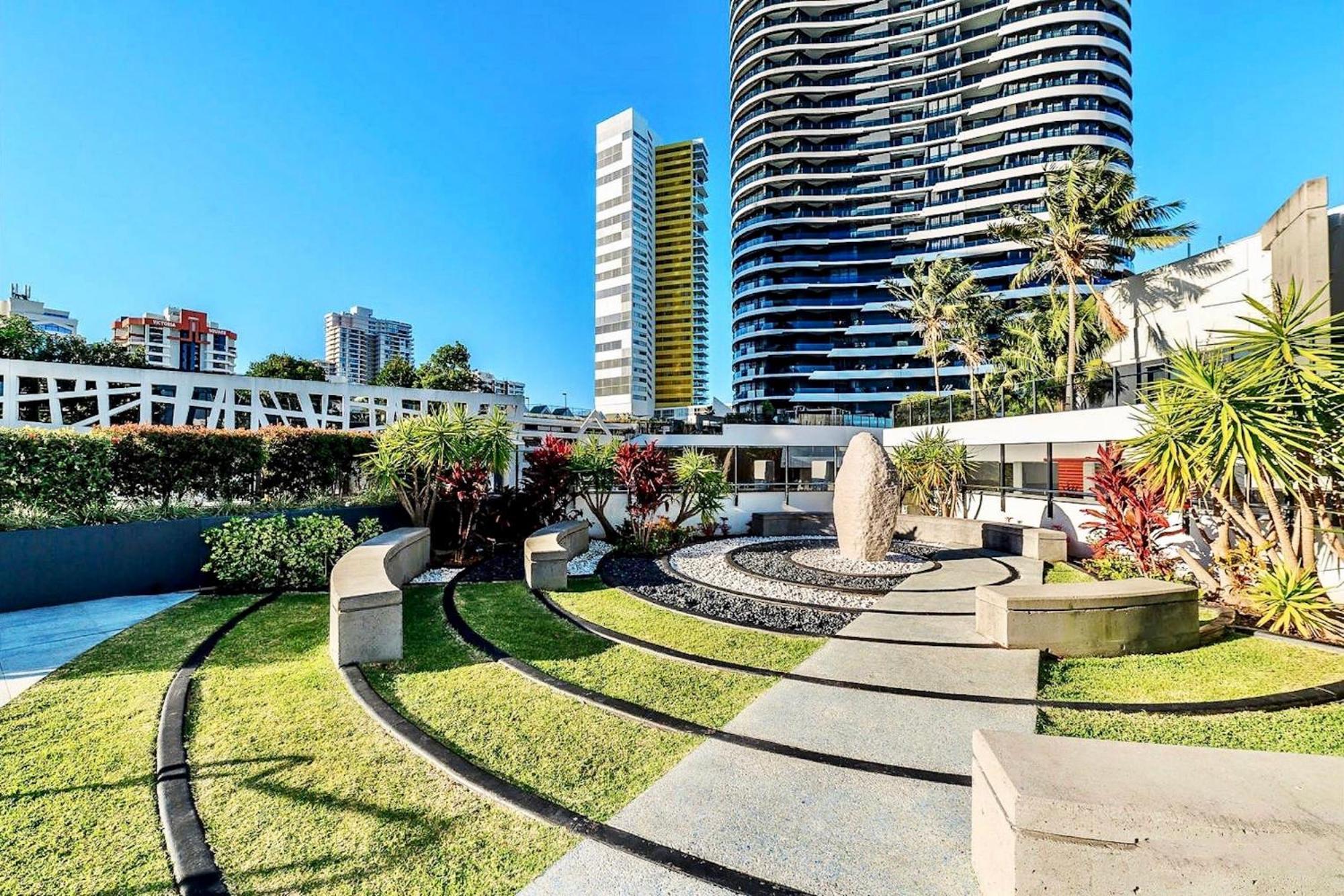 Luxury S Casino Residences Broadbeach - Holiday Paradise Голд-Кост Номер фото